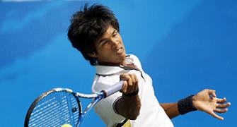 Somdev provides India with gold in doubles with Sanam