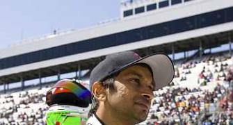 Karthikeyan back in Formula 1