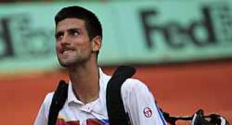 Djokovic out of Queen's, Murray a doubt