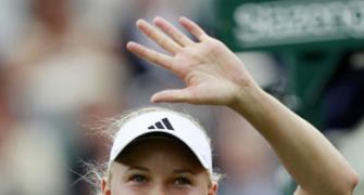 Wozniacki makes confident start