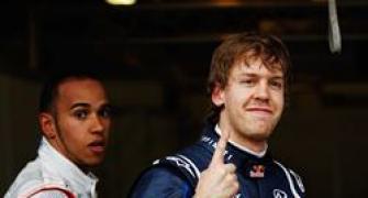 Dominant Vettel on pole in Melbourne