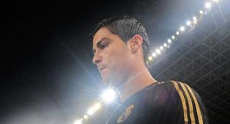 PIX: Real qualify as Ronaldo strikes 100th goal in Madrid shirt