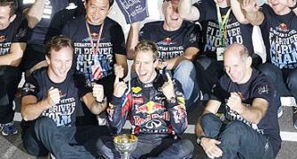 Japan GP: Vettel seals second c'ship, Button wins race