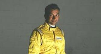 Ricciardo has no hassles to make way for Karthikeyan in Indian GP