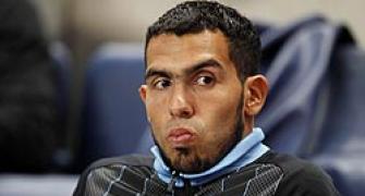 Manchester City players to stand up for Tevez?