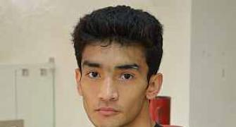 Shiva enters semis of Asian Olympic Qualifiers
