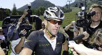 'Don't cry for me', says defiant Lance Armstrong