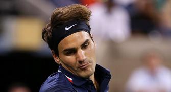 US Open: Easy win for Federer; Tsonga, Venus out