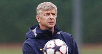 'No support for Wenger from Arsenal board'