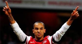 Shades of Henry as Walcott fires Arsenal hat-trick