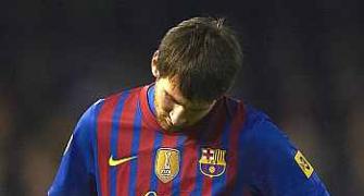 Messi thwarted as Valencia hold Barca in Cup