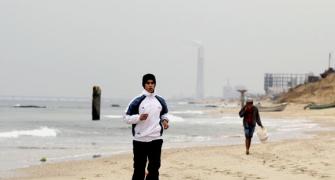 Gaza runner ready to fly Palestinian flag in London