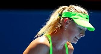 Stosur melts as other seeds handle the heat at Australian Open