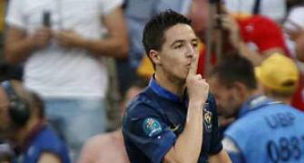 French federation chief plays down Nasri incident