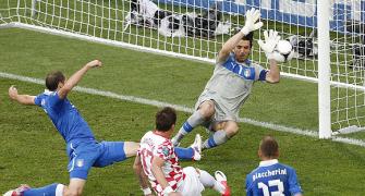 PHOTOS: Mandzukic helps Croatia hold Italy