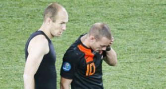 Dutch debacle at Kharkiv as Portugal make last eight