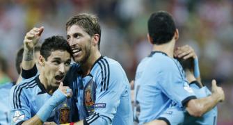 PHOTOS: Spain, Italy secure quarter-finals berths