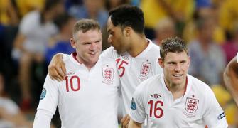 PHOTOS: England, France through to the quarter-finals