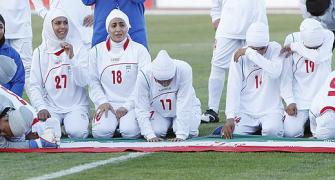 UN urge FIFA to allow women to wear hijab