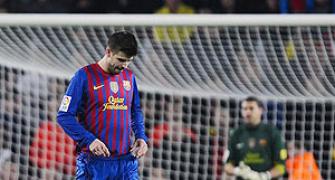 Barcelona to appeal Pique red card in Gijon match