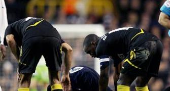 Bolton's Muamba critically ill after collapsing on pitch