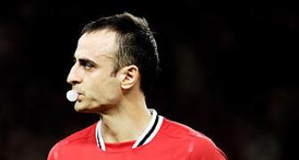 Berbatov set to leave Manchester United at end of season