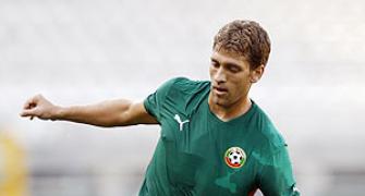 Aston Villa's Petrov diagnosed with leukaemia