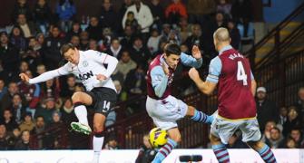 EPL: Hernandez inspires United comeback win at Villa