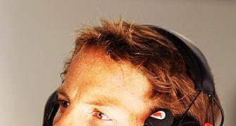 Button 'disappointed' by Hamilton Twitter gaffe