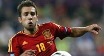Barca fullback Alba out of Spartak game