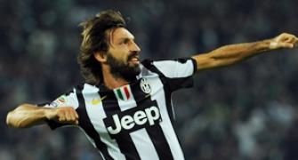 Imperious Juventus sweep poor Roma aside
