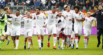 FACTBOX - Bayern set Bundesliga records