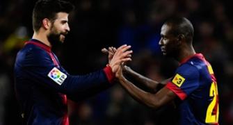 Abidal return gives Barca options in central defence