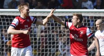 Arsenal win strengthens Champions League hopes