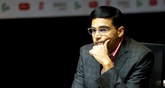 Legends of Chess: Anand suffers fifth straight defeat