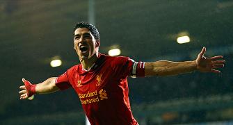 EPL PHOTOS: Suarez on fire as Liverpool thump Spurs 5-0
