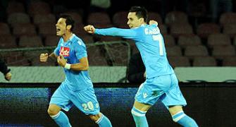 Serie A: Juve go six clear; Napoli edge 10-man Inter