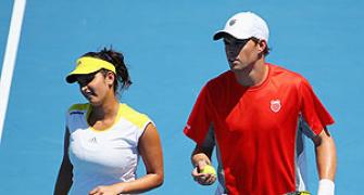 Bhupathi, Sania crash out of Australian Open