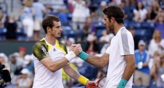 Indian Wells: Murray ousted by Del Potro, Djokovic cruises