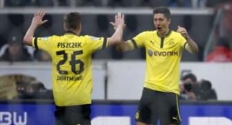 Lewandowski goal delays Bayern title party