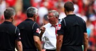 Referees feared Ferguson, says Redknapp