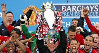 Ferguson gets win in emotional final game at Old Trafford