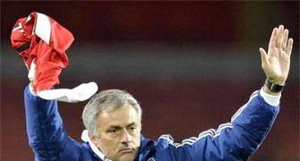 Chelsea's form making selection tough for Mourinho