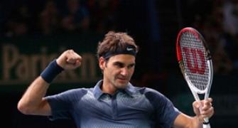 Classy Federer sets up Paris Masters semi-final with Djokovic