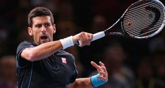 Paris Masters: Djokovic beats Federer to reach final