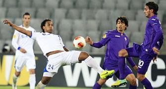 Europa: Fiorentina win but Pandurii's Periera shines with scissors-kick goal