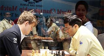 Carlsen beats Anand for World chess crown after Game 10 is drawn