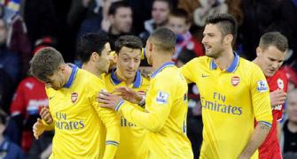 EPL: Ramsey's brace helps Arsenal go seven clear