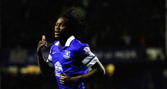 Lukaku lifts Everton to fourth in EPL table