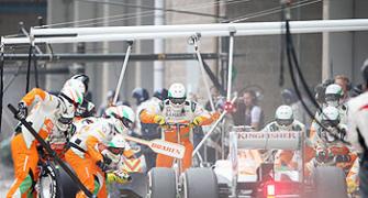 Force India drivers apologise on bad day for team